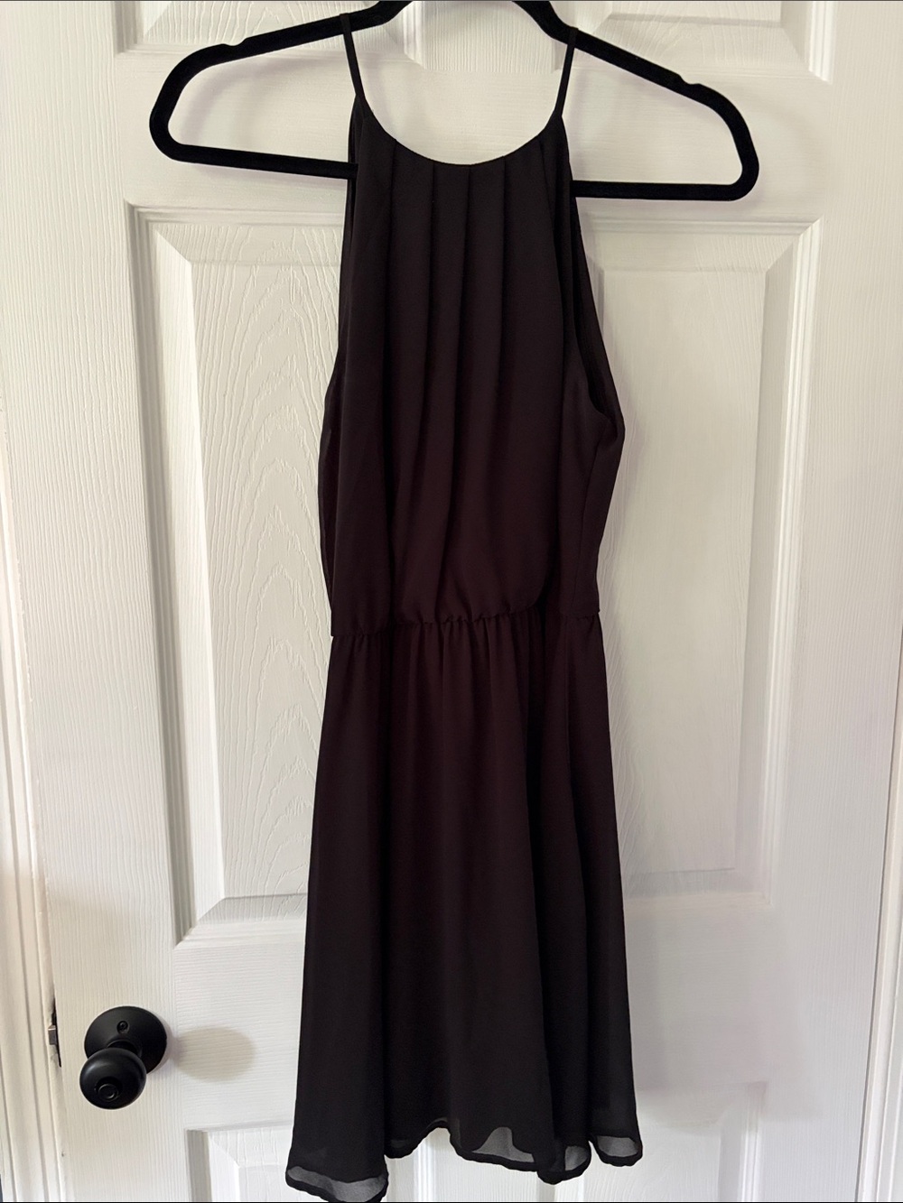 Lush Black Halter-Style Midi Dress